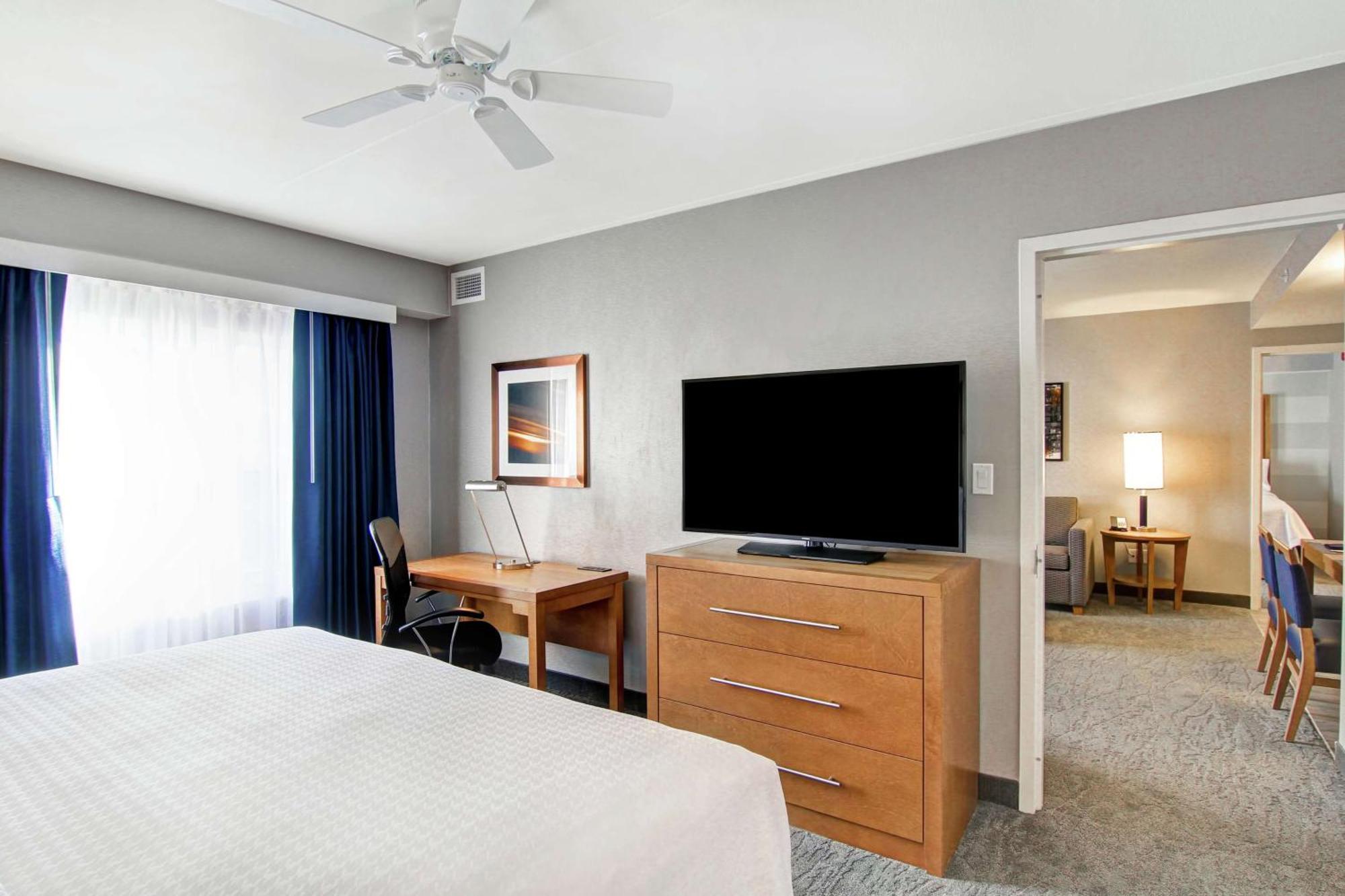 Homewood Suites By Hilton Ottawa Kanata Екстериор снимка