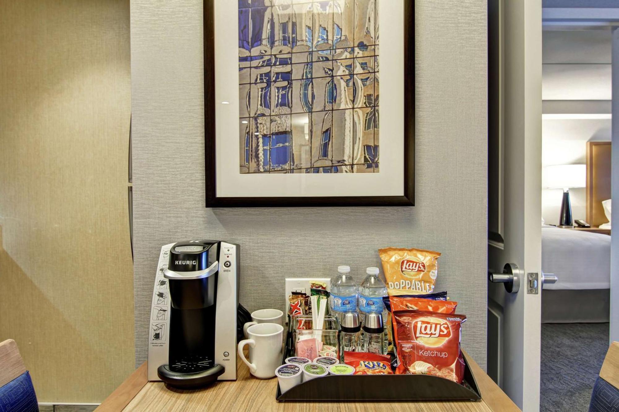 Homewood Suites By Hilton Ottawa Kanata Екстериор снимка