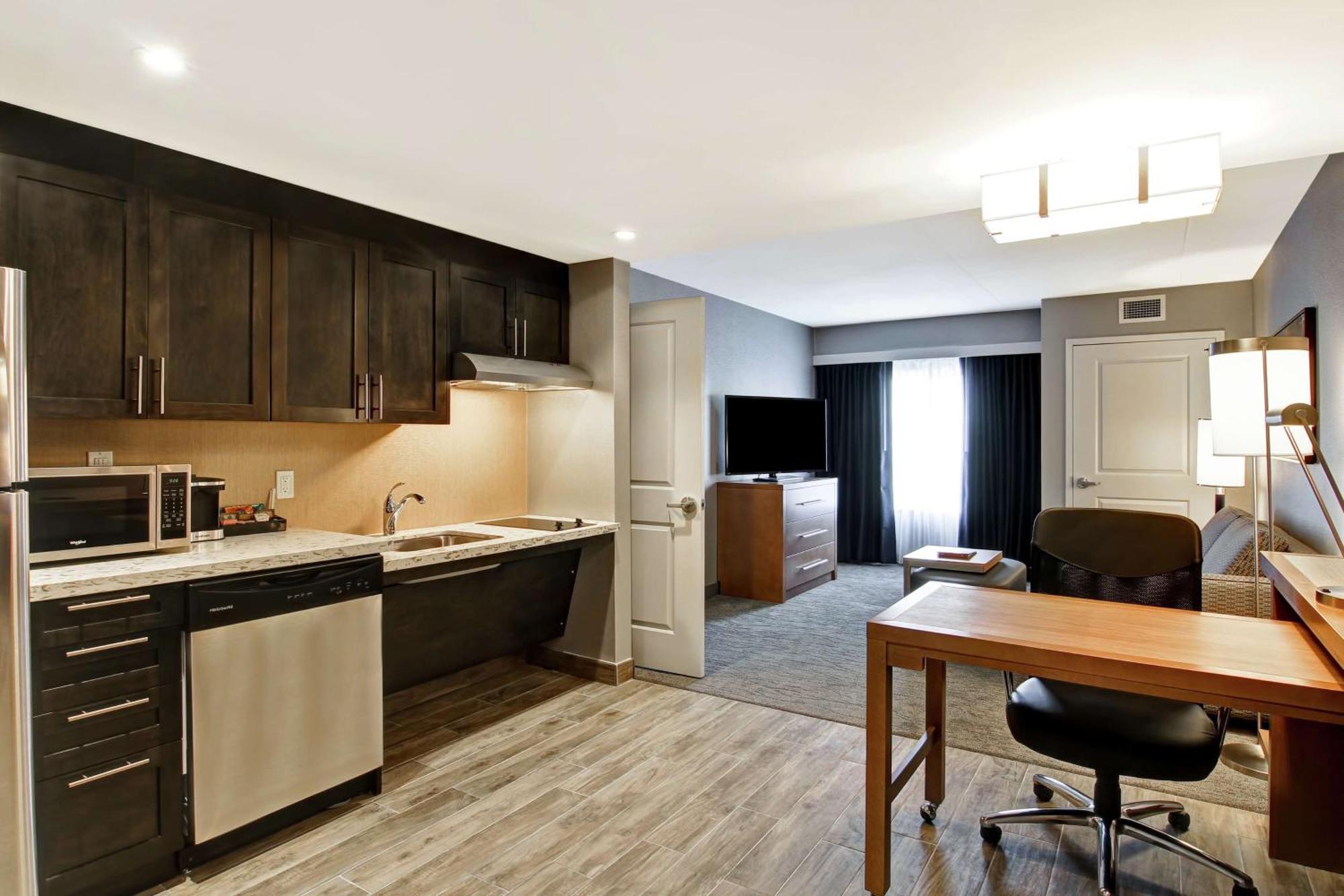 Homewood Suites By Hilton Ottawa Kanata Екстериор снимка