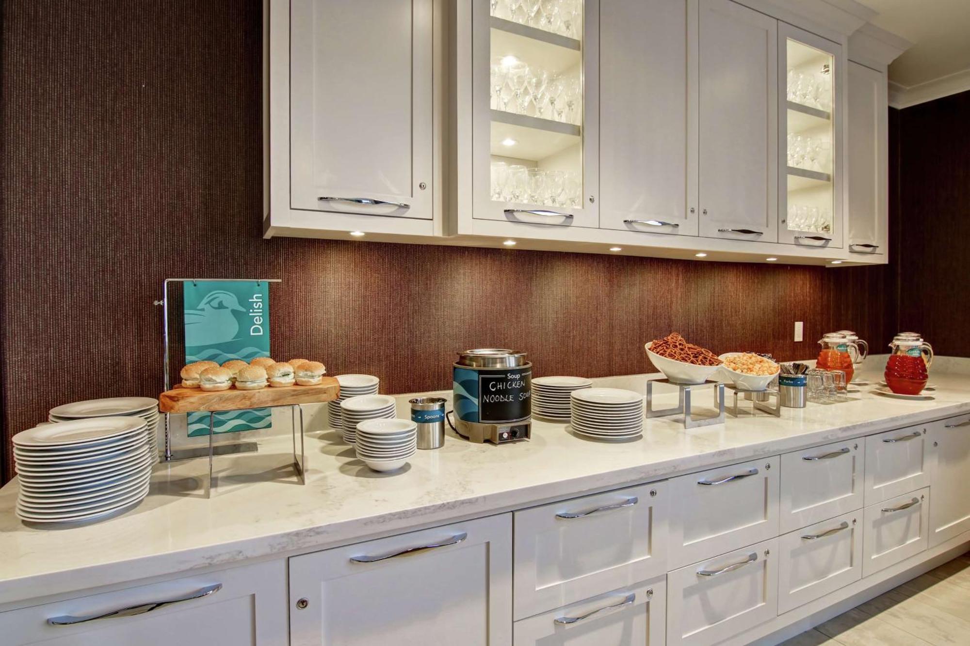 Homewood Suites By Hilton Ottawa Kanata Екстериор снимка